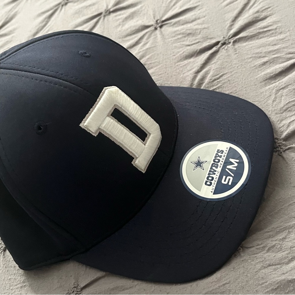 NFL Dallas Cowboys Fitted Hat Navy S/M